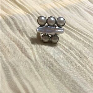 Ann Taylor Elegant Silver Pearl Ring
